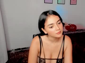 See Sarah_angelll online Now @ diddle.cam