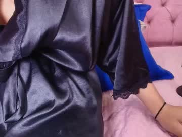 See Sharlott_kiss online Now @ diddle.cam