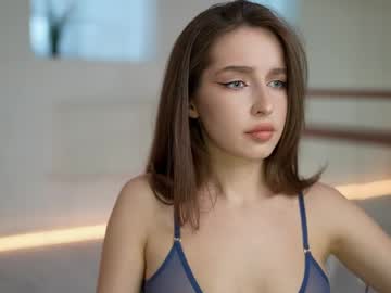 See Silent_chill online Now @ diddle.cam