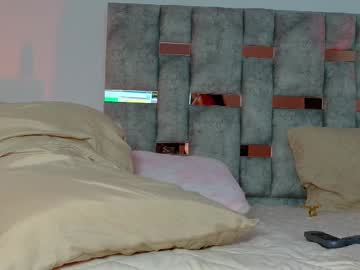 See Sophie_blake_ online Now @ diddle.cam