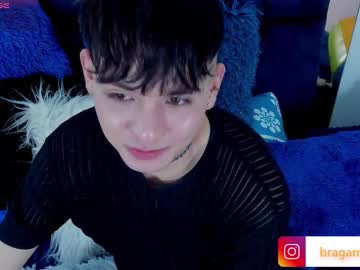 See Stivenbragam online Now @ diddle.cam