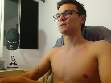 See Taurus4k online Now @ diddle.cam