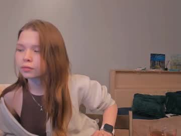 See Tinysrose online Now @ diddle.cam