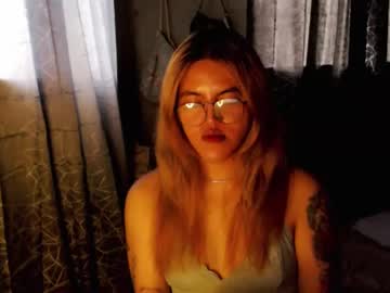 See Urlovely_hait online Now @ diddle.cam