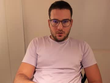 See Vito_ferrero online Now @ diddle.cam