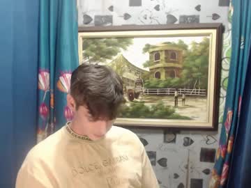 See Whiteboyinasia online Now @ diddle.cam